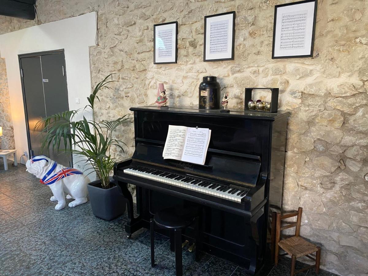 Hotel L'Escale Des Alpilles Rognonas Zewnętrze zdjęcie