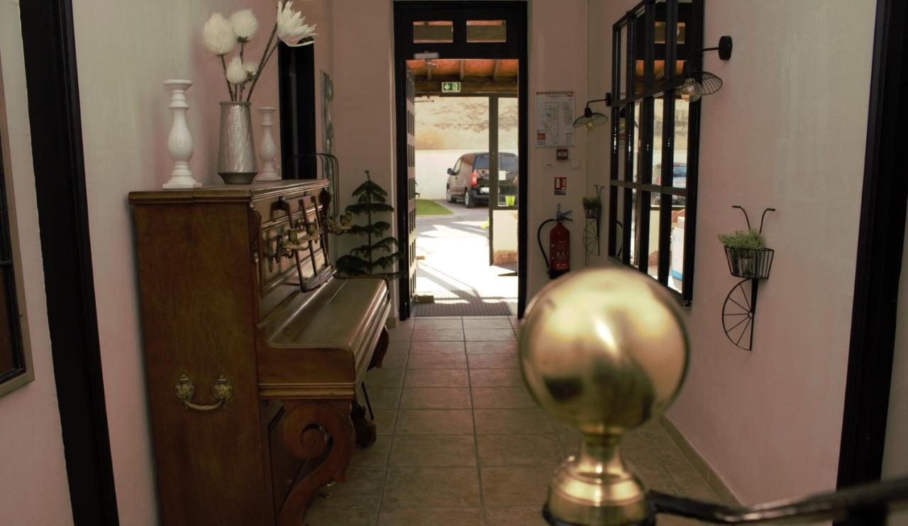 Hotel L'Escale Des Alpilles Rognonas Zewnętrze zdjęcie